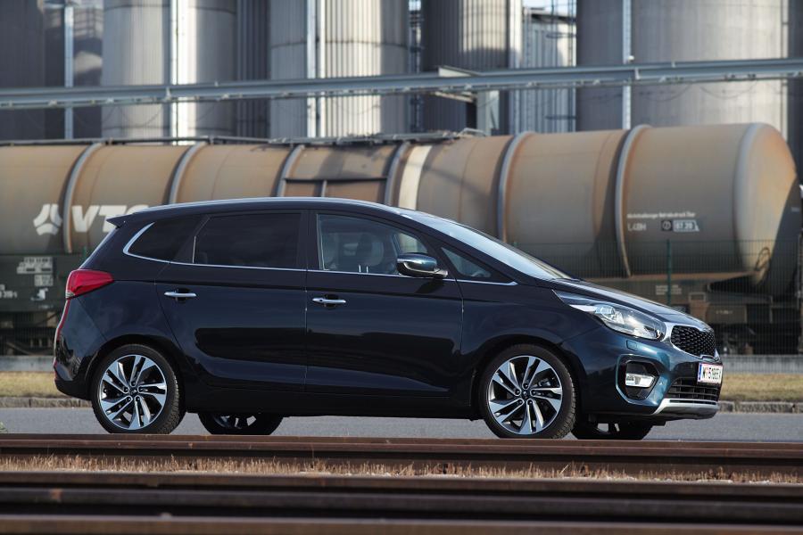  Kia Carens EcoDynamics 2016 года  (WW) (фото 24 из 27)